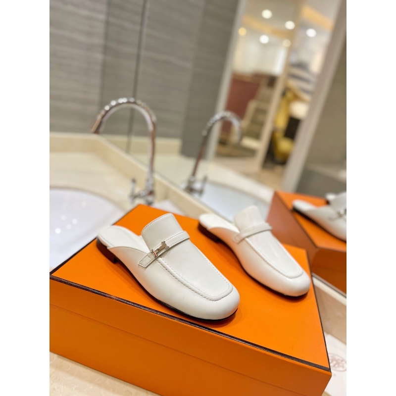 H**mes slippers